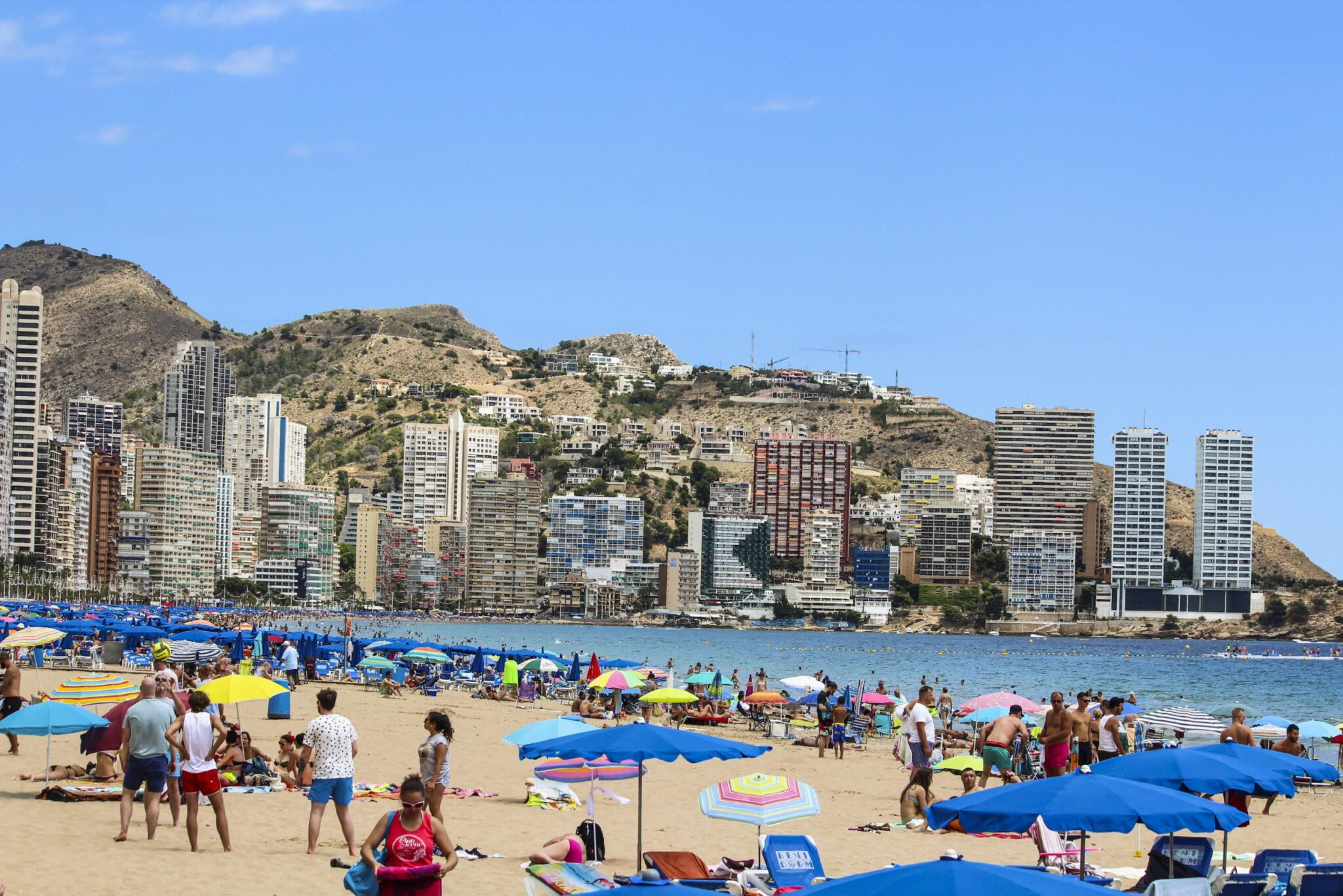 Covid-19: spanyol városok karanténban