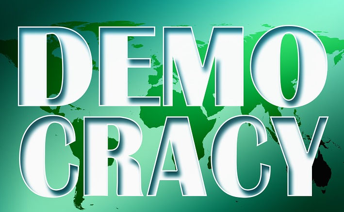 Fickós demokrácia, avagy kézben a dolgok