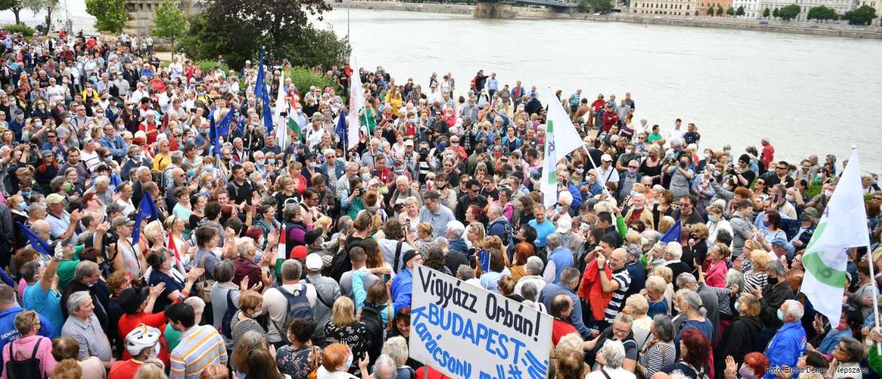 Stop Budapest-adó – Karácsony testőrök nélkül