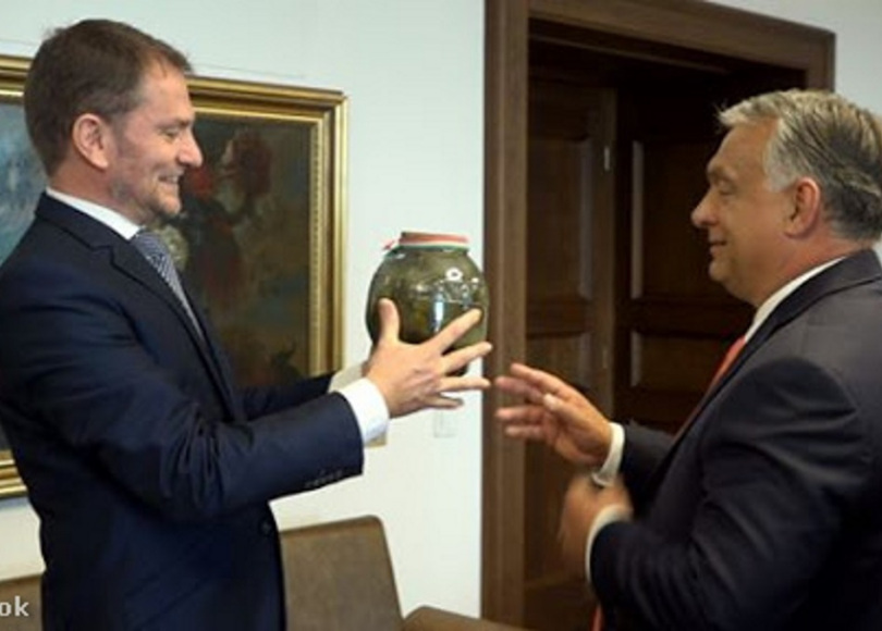 Vendég a háznál: az infantilis miniszterelnök