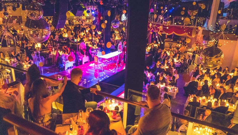 Bezárnak a diszkók, rövidül a kaszinók nyitva tartása Katalóniában