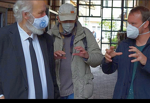 Német EP-képviselő: minden projektből lopnak