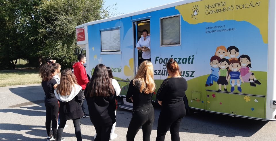 Guruló rendelő: rossz a gyerekek fogazata