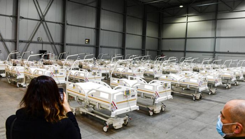 Koronavírus: egyre több kormány vallja be: szabadon tombol a járvány