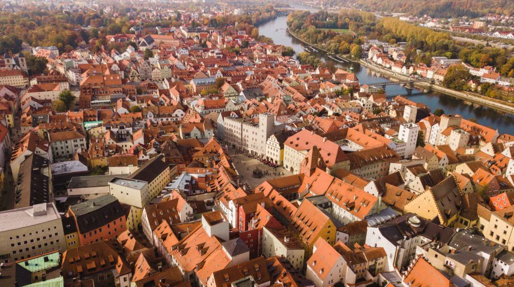 Az újságíró archívumából: Kakasfestés