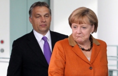 Merkelnek a sarkára kell állnia, hogy megakadályozza Orbánék vétóját
