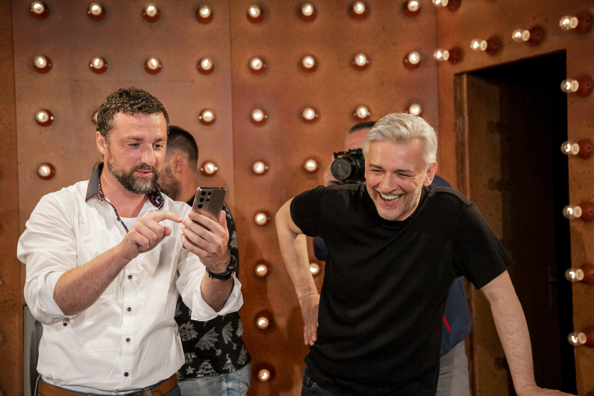 Alföldi Róbert és Bányai Kelemen Barna csak neked mondja