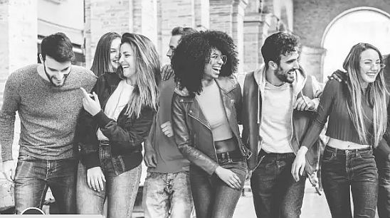 Digitális európai diákigazolványt ad az Erasmus+