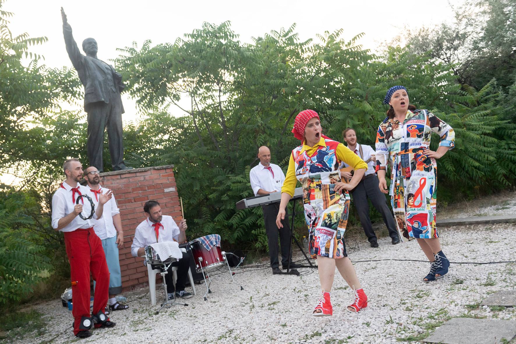 Keleti Blokk, avagy a szocializmus életképei a kifutón