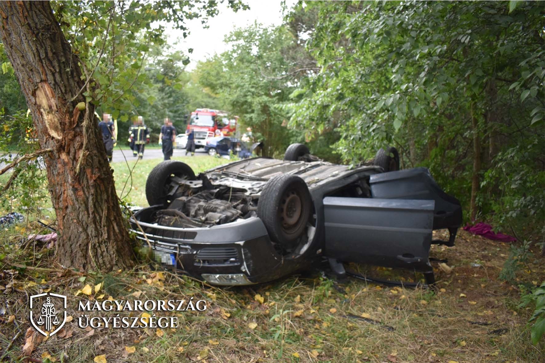 Előzésből súlyos sérülések és halálos baleset az 1-es főúton