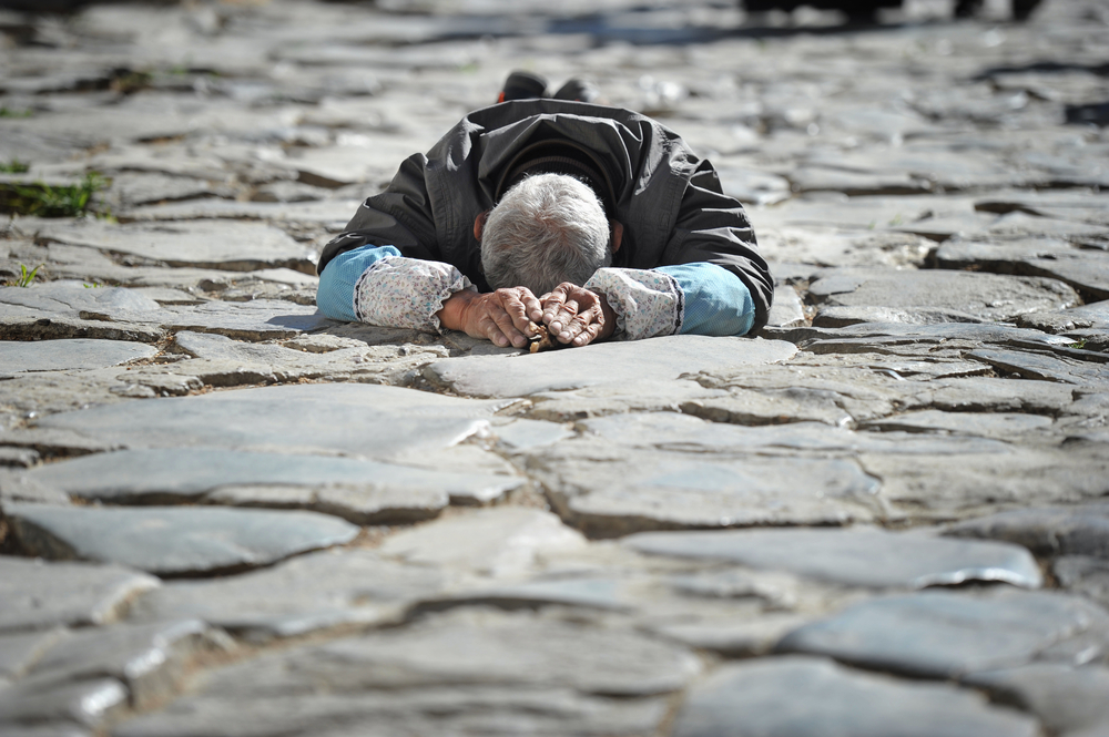 A nagyságos urak és asszonyok köztünk élnek – még mindig