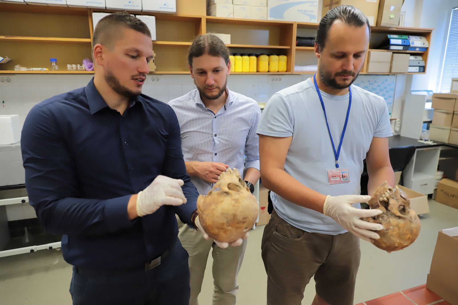 Magyar uralkodók földi maradványait azonosították a szegedi egyetem genetikusai