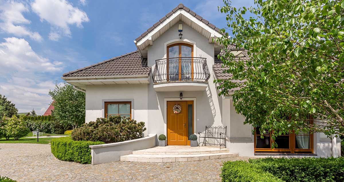 Nem adják a paneleket, kelendők a családi házak