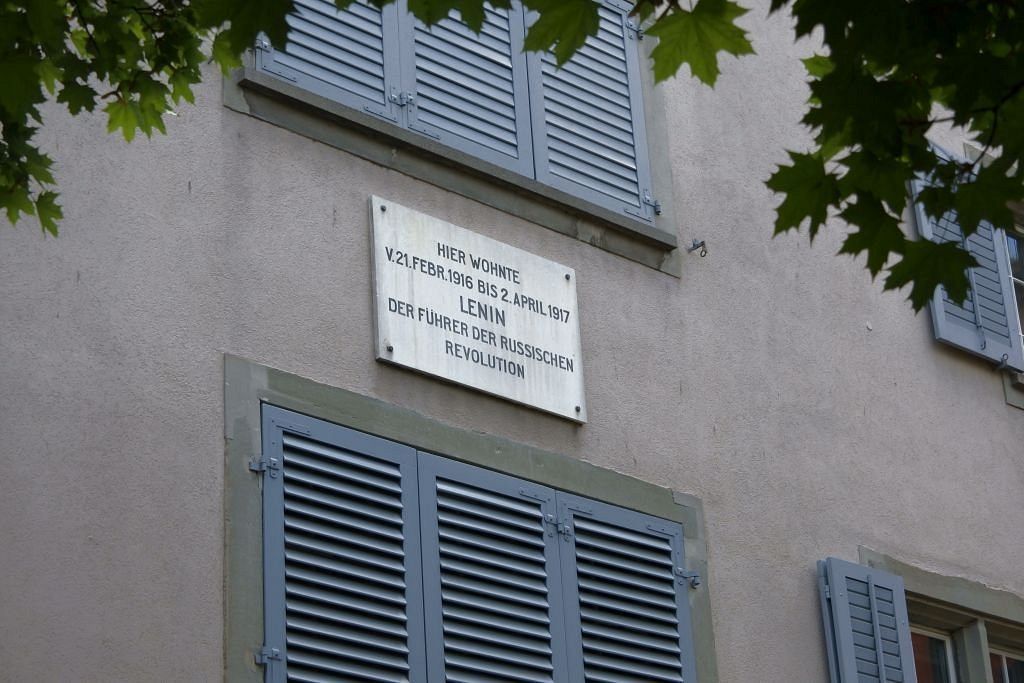 Az újságíró archívumából – Lenin, mint kávé, Svájcban…