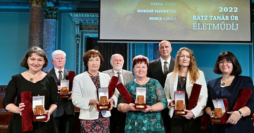 Tanítványok ezrei nevében is: Rátz Tanár Úr Életműdíj pedagógusoknak