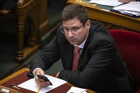 Orbán Viktor „elvileg magyar” kormánya