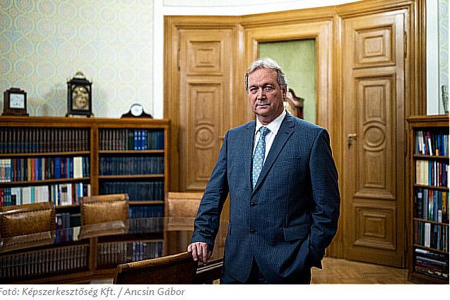 Újjáválasztották tisztségére Freund Tamás MTA-elnököt