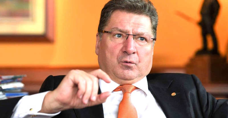 Parragh a feleségét sem kímélte, amikor nekiment Orbán jobbkezének