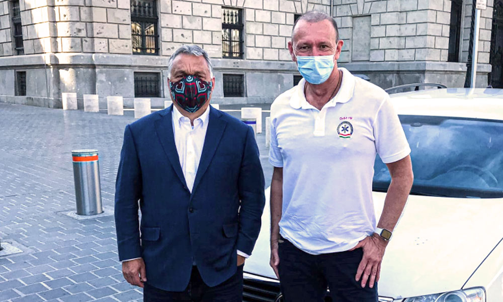 Mentő vitte el a showt a Fidelitas kongresszusán