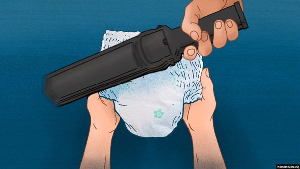 Még a látogató csecsemők pelenkájába is belenéznek a börtönőrök