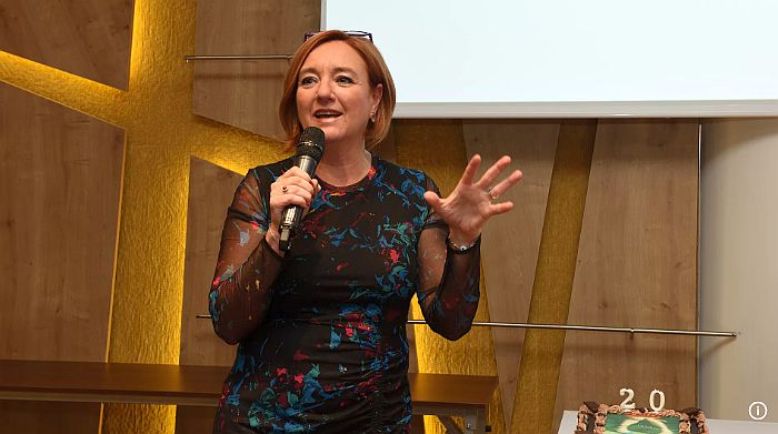 Rácz Zsuzsa: „A nők önbecsülése a béka feneke alatt van”