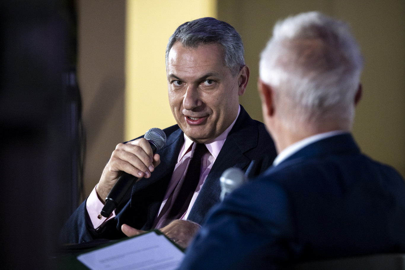 Lázár János előre megy, nem hátra