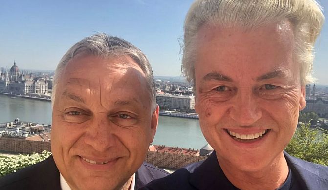 Orbánt teljesen hiteltelenné teszi a hintapolitikája és elvtelen külpolitikája