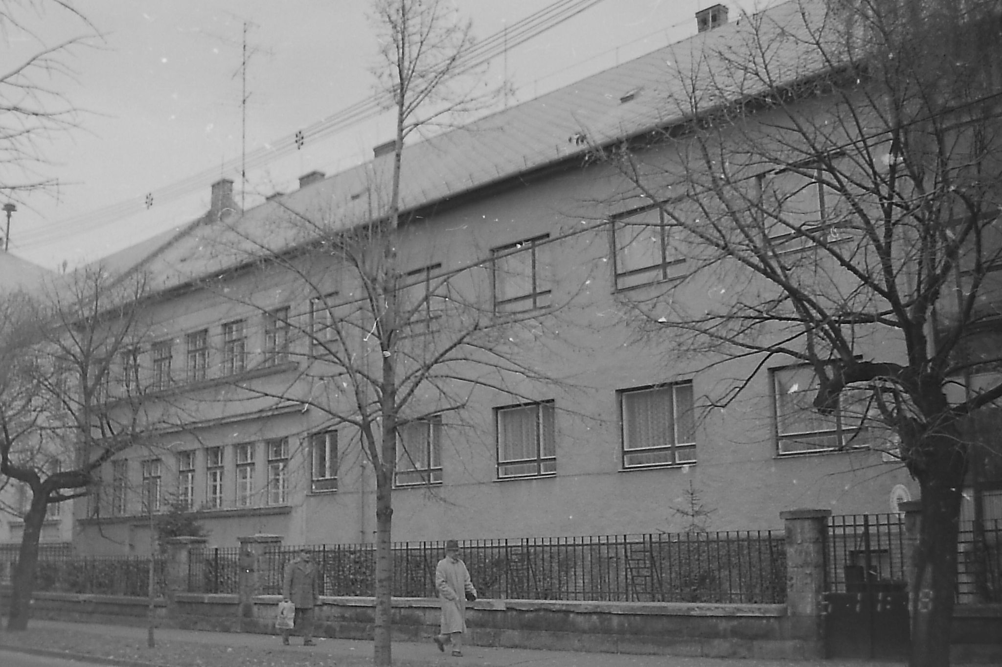 Az újságíró archívumából: nagypapává őszült egykori legénykék