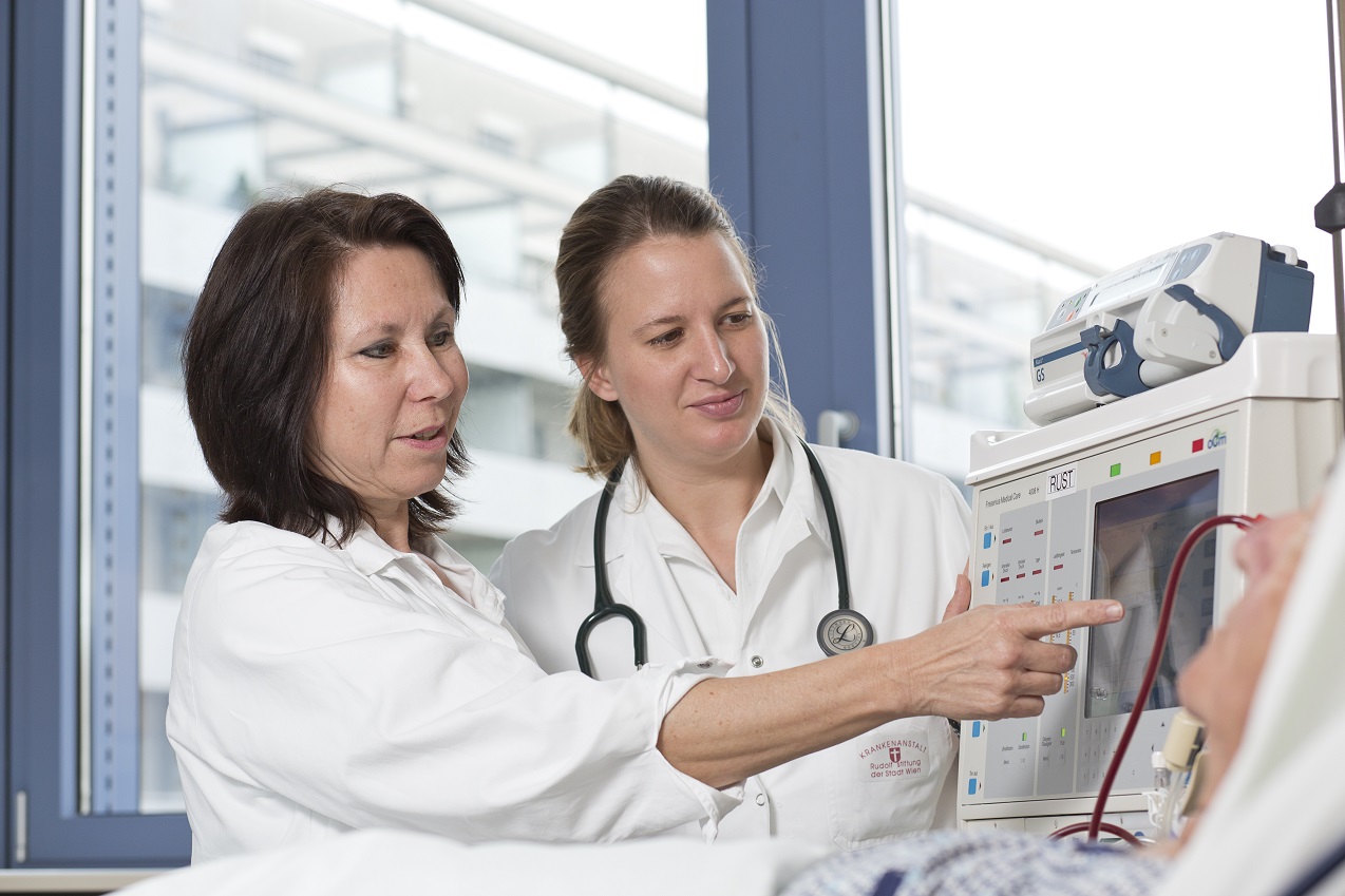 Ösztöndíjjal enyhítenek az orvoshiányon Bécsben