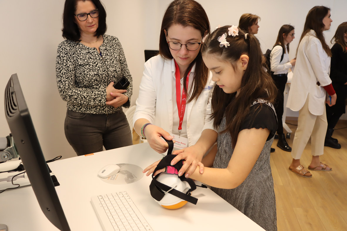 Robotterápiás eszközökkel gyógyulhatnak a gyerekek a Bethesdában