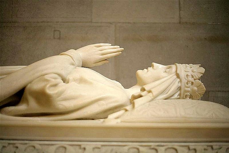 Az újságíró archívumából: Királyi vár – újrateremtve