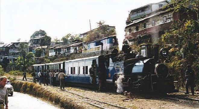 Az újságíró archívumából – Vonattal a fellegekbe