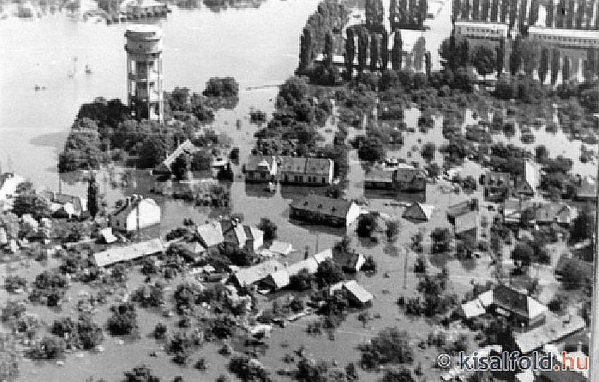 Az újságíró archívumából – 70 éve történt: árvíz a Szigetközben  