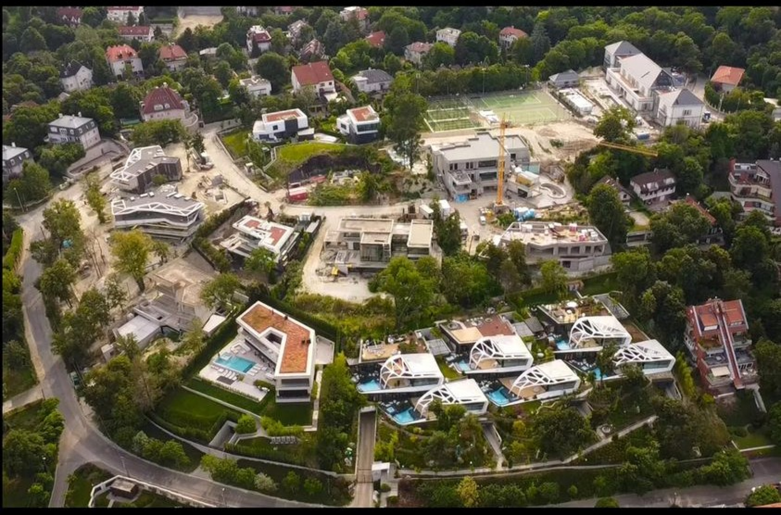 NER, zöld, békesség