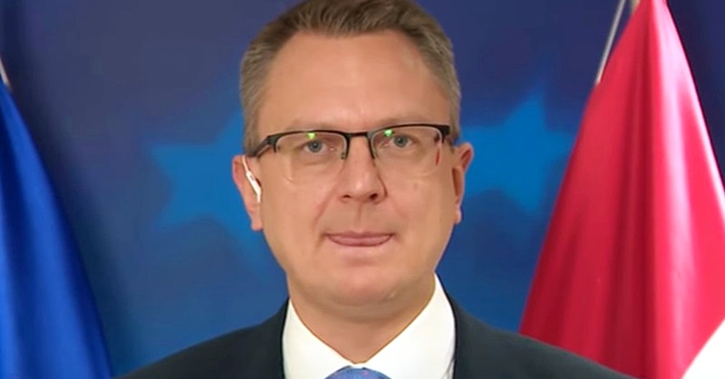 Rétvári államtitkár árnyékra vetődött