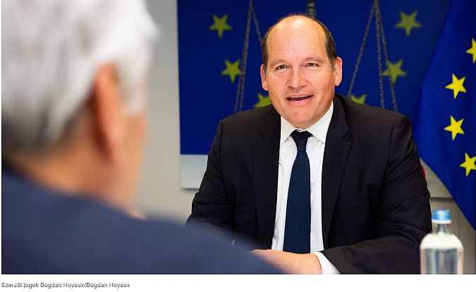 Brüsszel nem engedné be a bevándorlókat szállító magyar buszokat