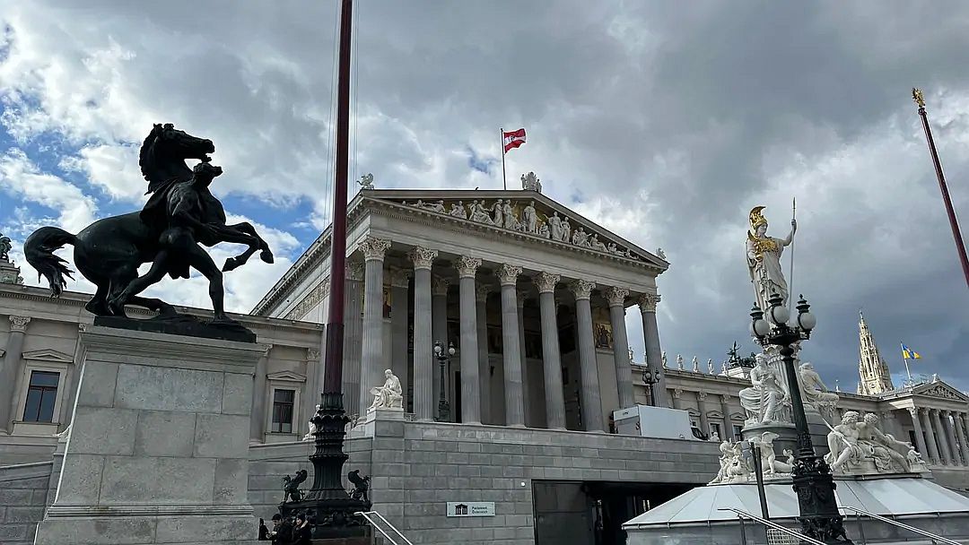 Választanak az osztrákok – újabb jobbratolódás?