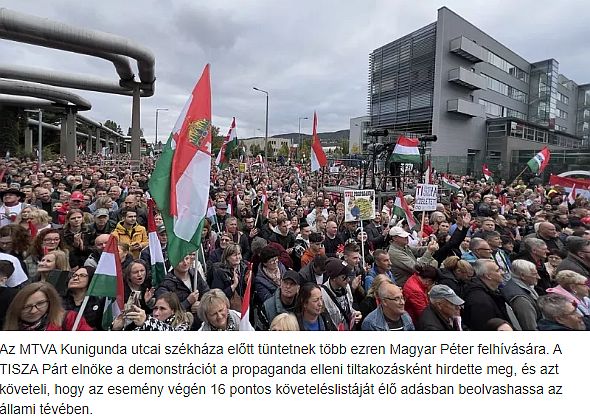 Bár Magyar Pétert beengedték a tévébe, követeléseit nem olvashatta föl élő adásban