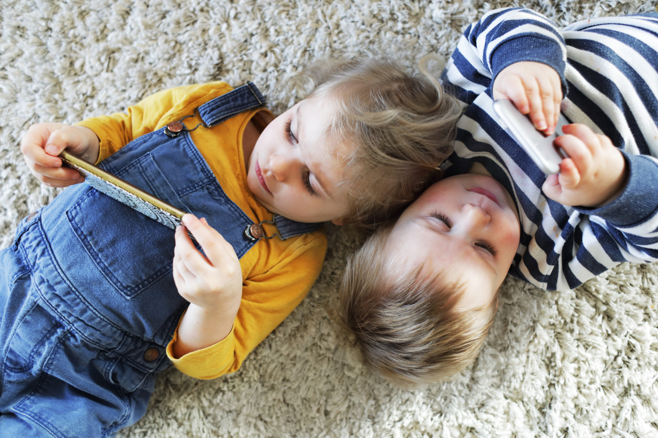 Túl korán, túl sokat – a gyerekek digitális eszközhasználata