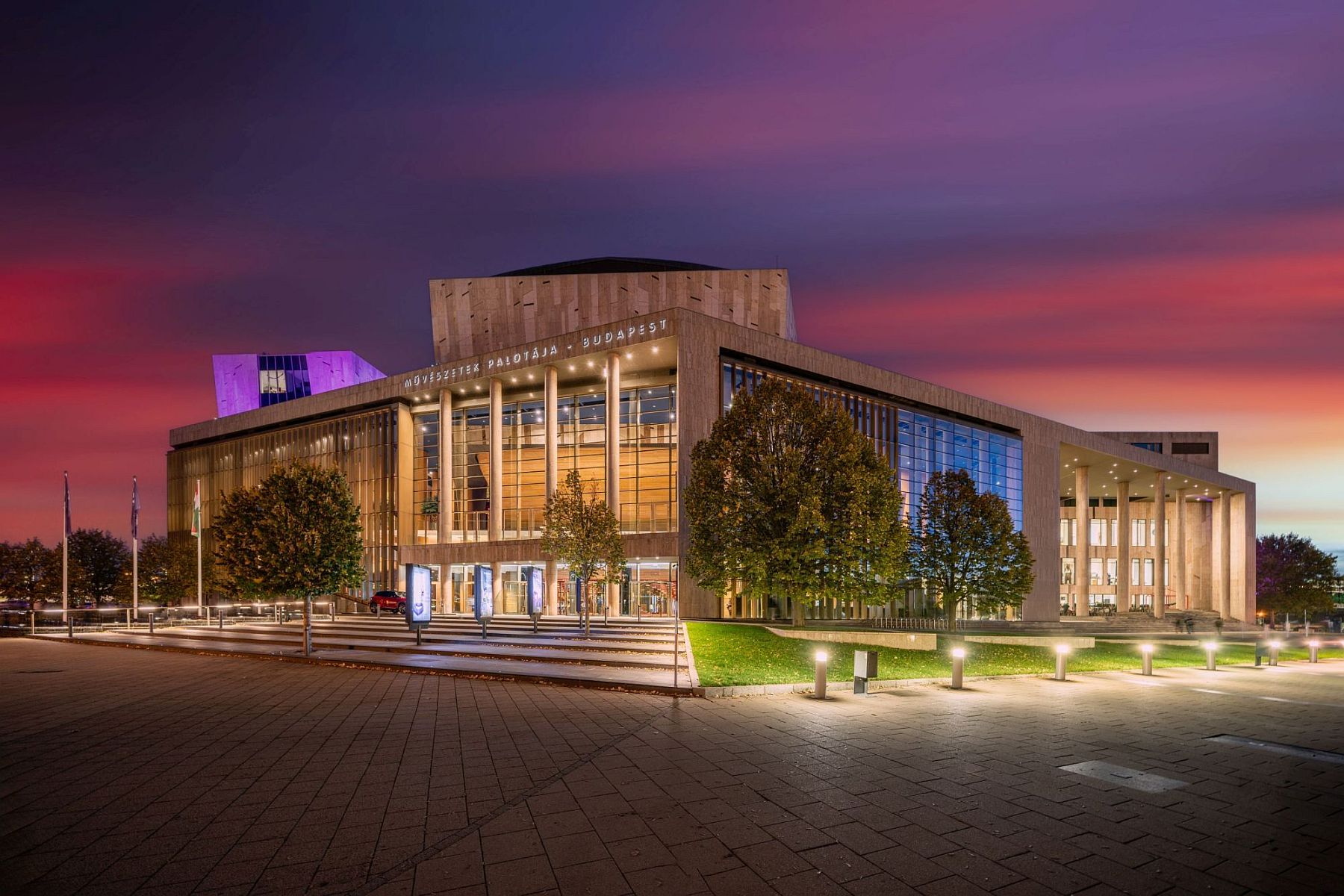 Nemzedékeket meghódító élmények sokasága – húszéves a Művészetek Palotája