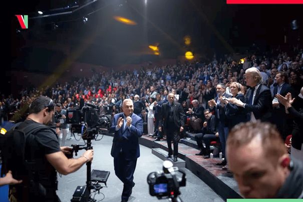 A szuverenista kígyó megint a saját farkába harap