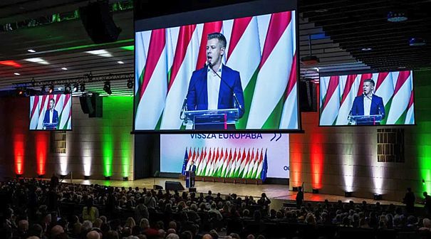 Hogyan lehet kongresszusa egy huszonöt fős pártnak?