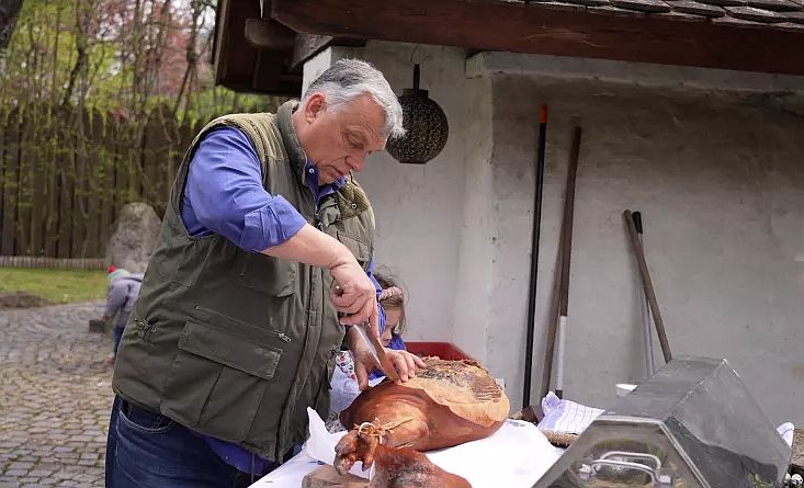 Dögrovás és sok millió ukrán munkás: Orbán jövőképe a fiatal magyaroknak