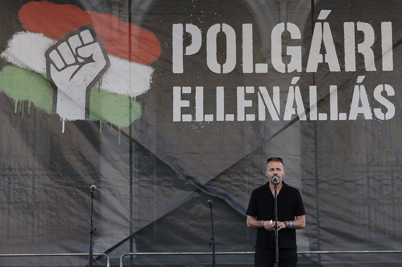 Az ellenállás elkezdődött – percről percre