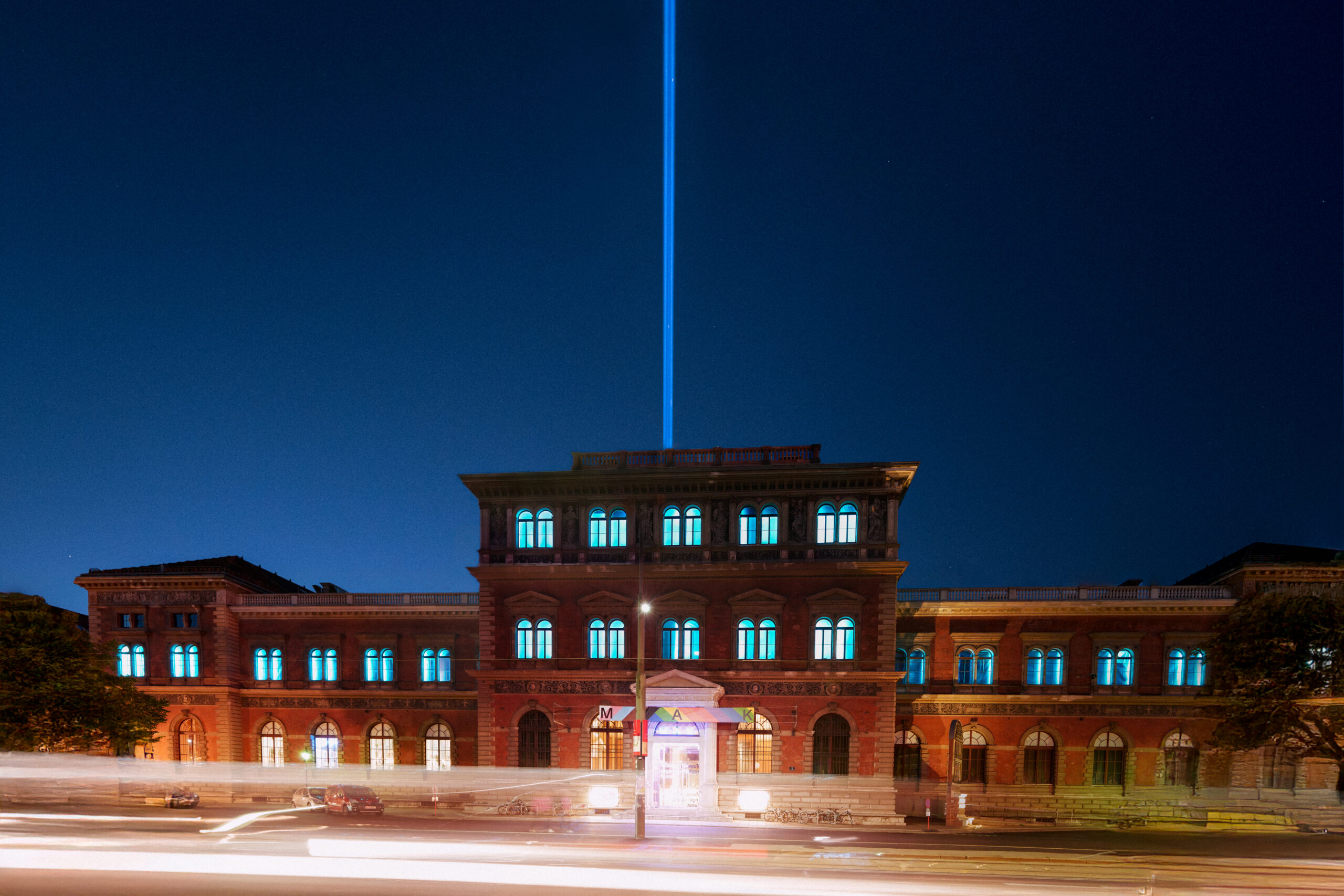 Johann Strauss zenéje a csillagok között