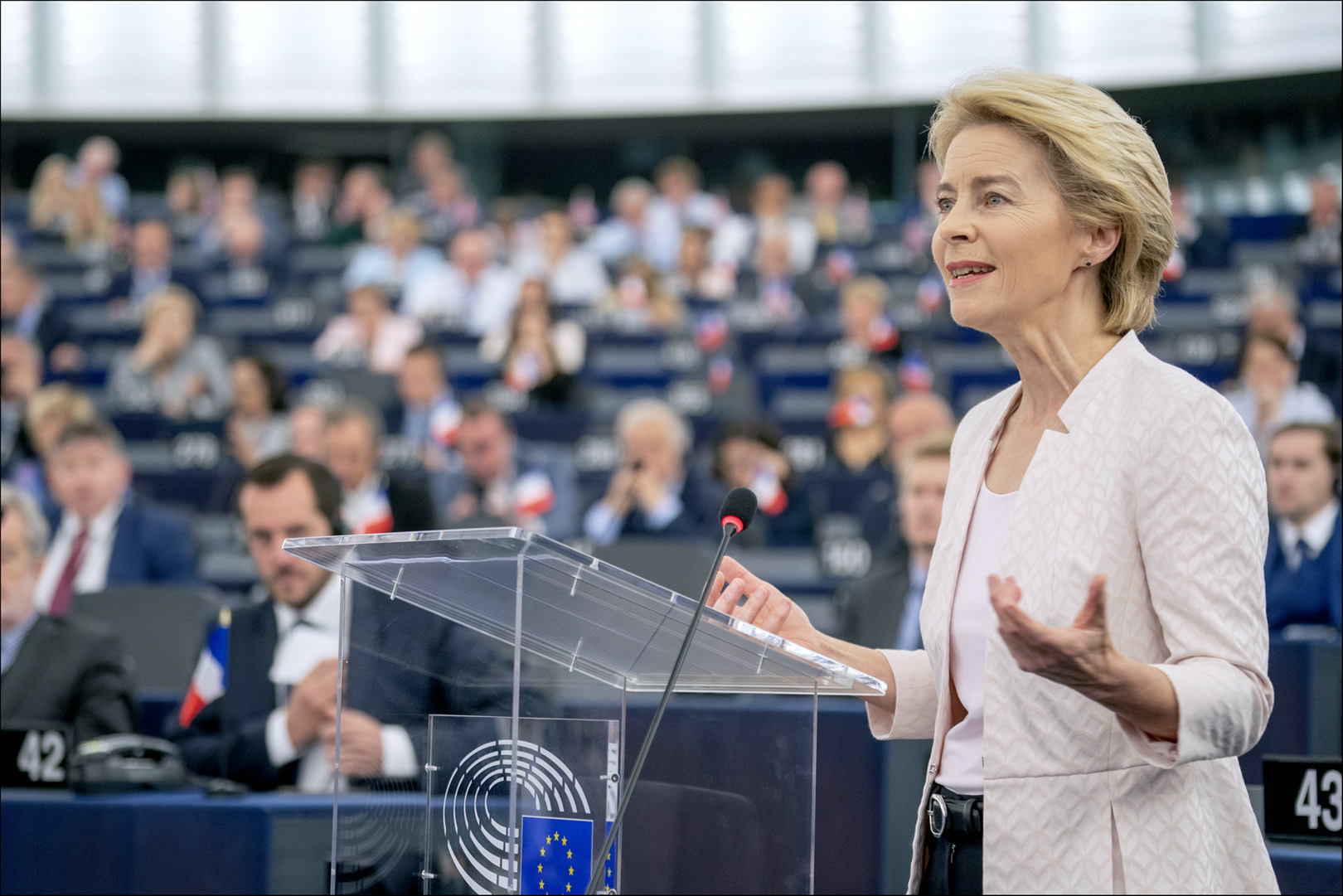Megbukik-e Ursula von der Leyen? – A jövő héten eldől