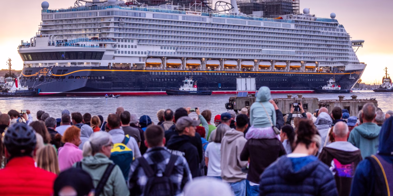 Hogyan lett a „filléres” hajóból másfél milliárdos mesehajó?