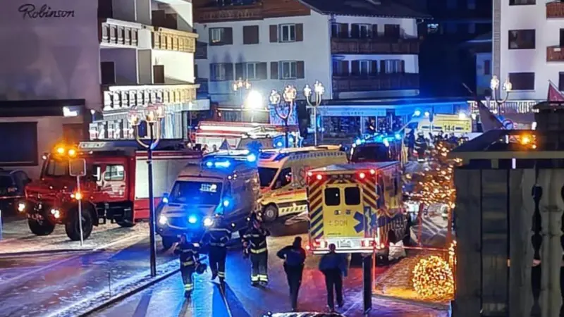 Több tucat halott és száz sebesült robbanásban és tűzben egy svájci síparadicsom bárjában