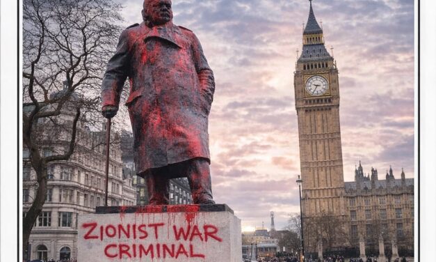 Tünde T. Guildford: Hogy merészeled? – Churchill szobra és a történelemhez való viszonyunk