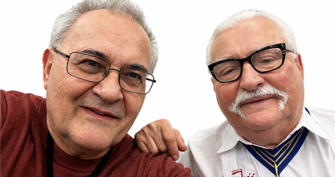 Lech Walesa: egy kitüntetés margójára
